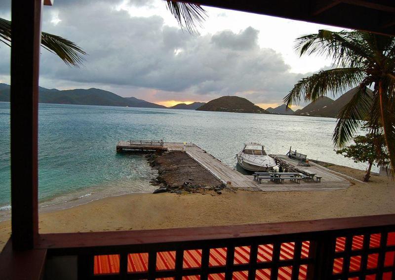 Fort Recovery Beachfront Villa & Suites Tortola Luaran gambar